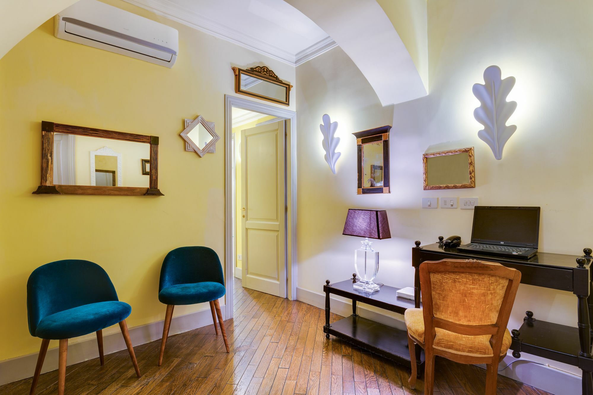 Casa Heberart Guest House Capo Le Case Рим Экстерьер фото
