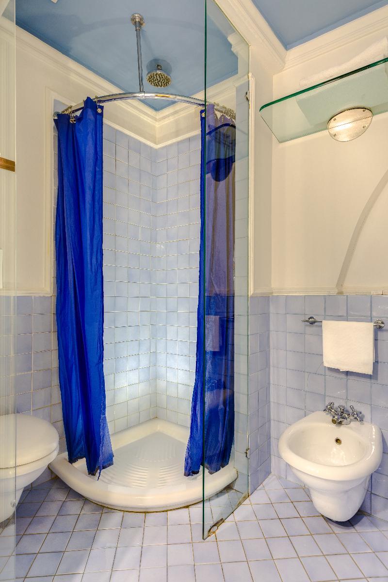 Casa Heberart Guest House Capo Le Case Рим Экстерьер фото